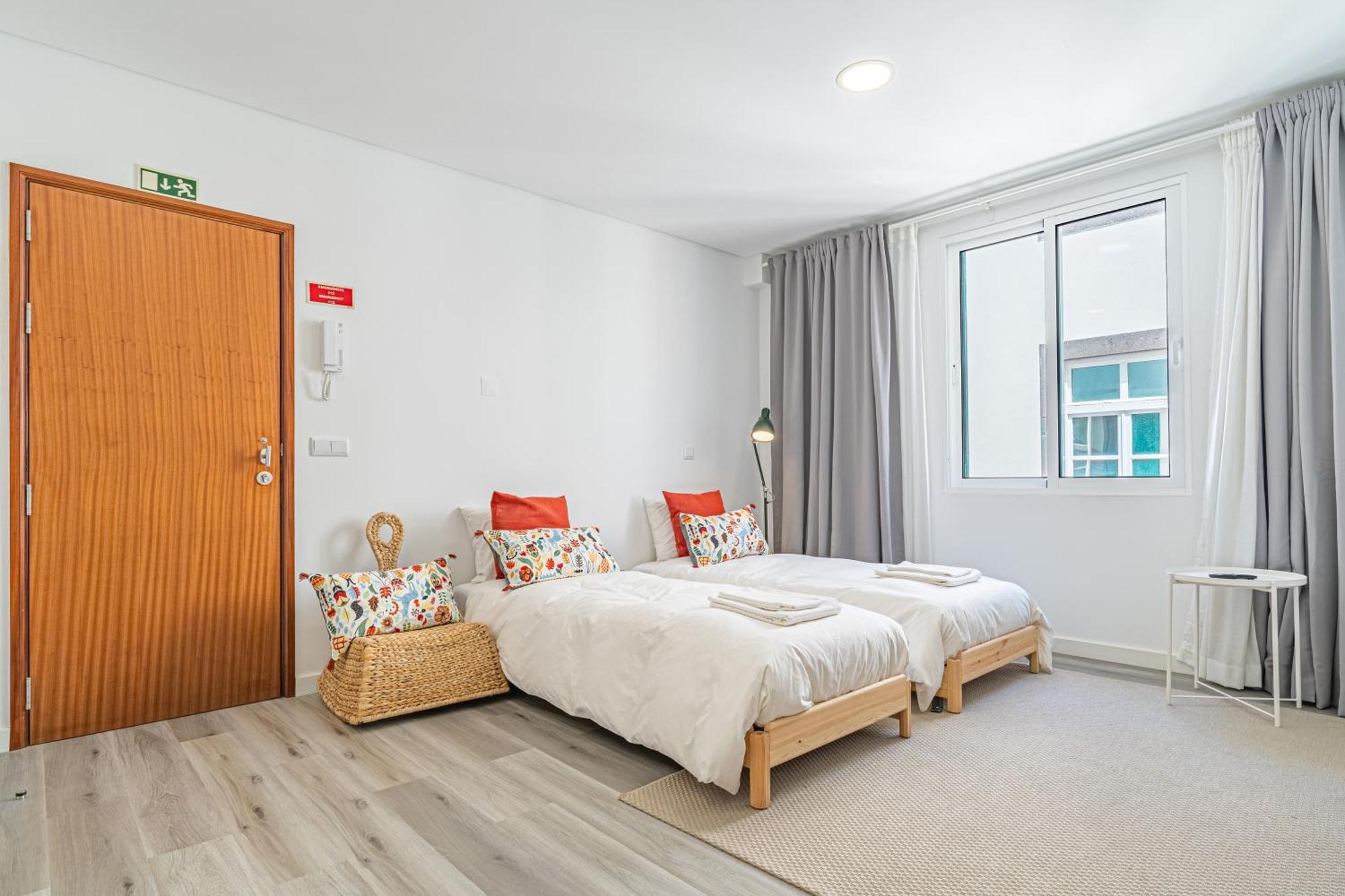 Tanoeiros Apartments 푼샬 외부 사진