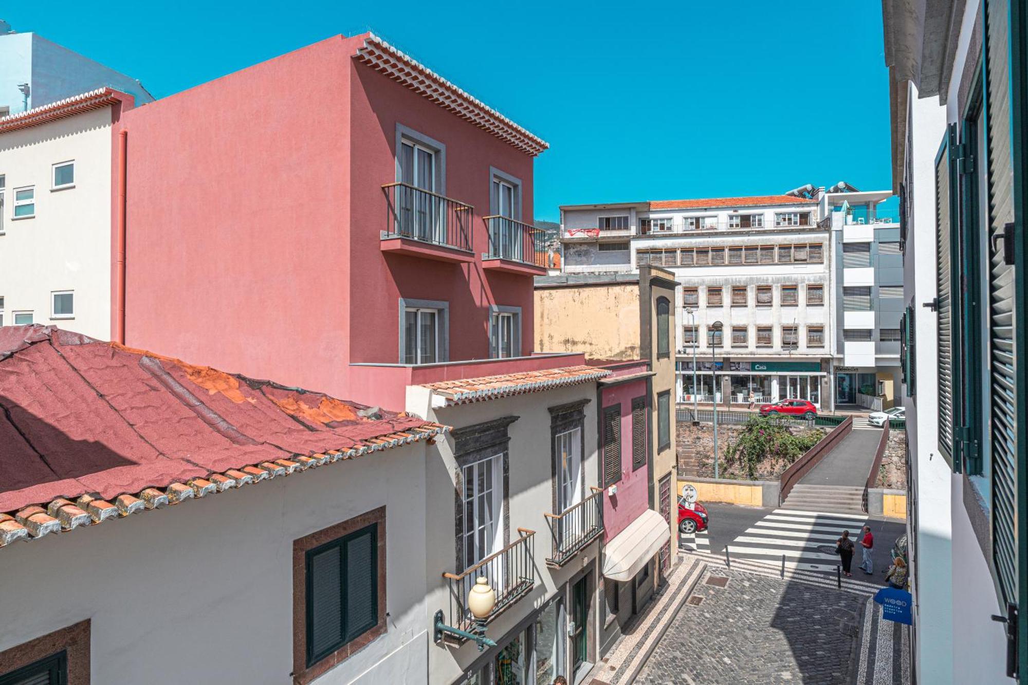 Tanoeiros Apartments 푼샬 외부 사진